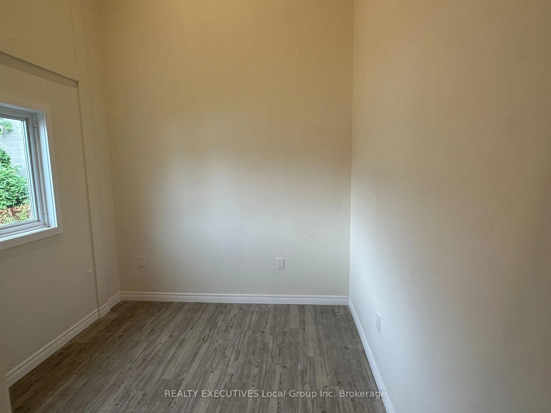 Photo 43 of 272 First Avenue W, North Bay, Central — HOMEH