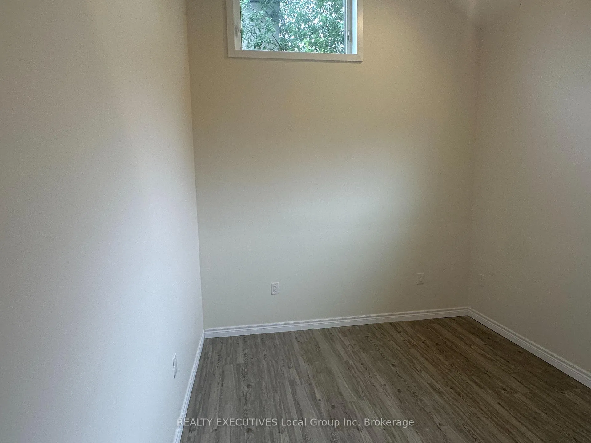 Photo 47 of 272 First Avenue W, North Bay, Central — HOMEH