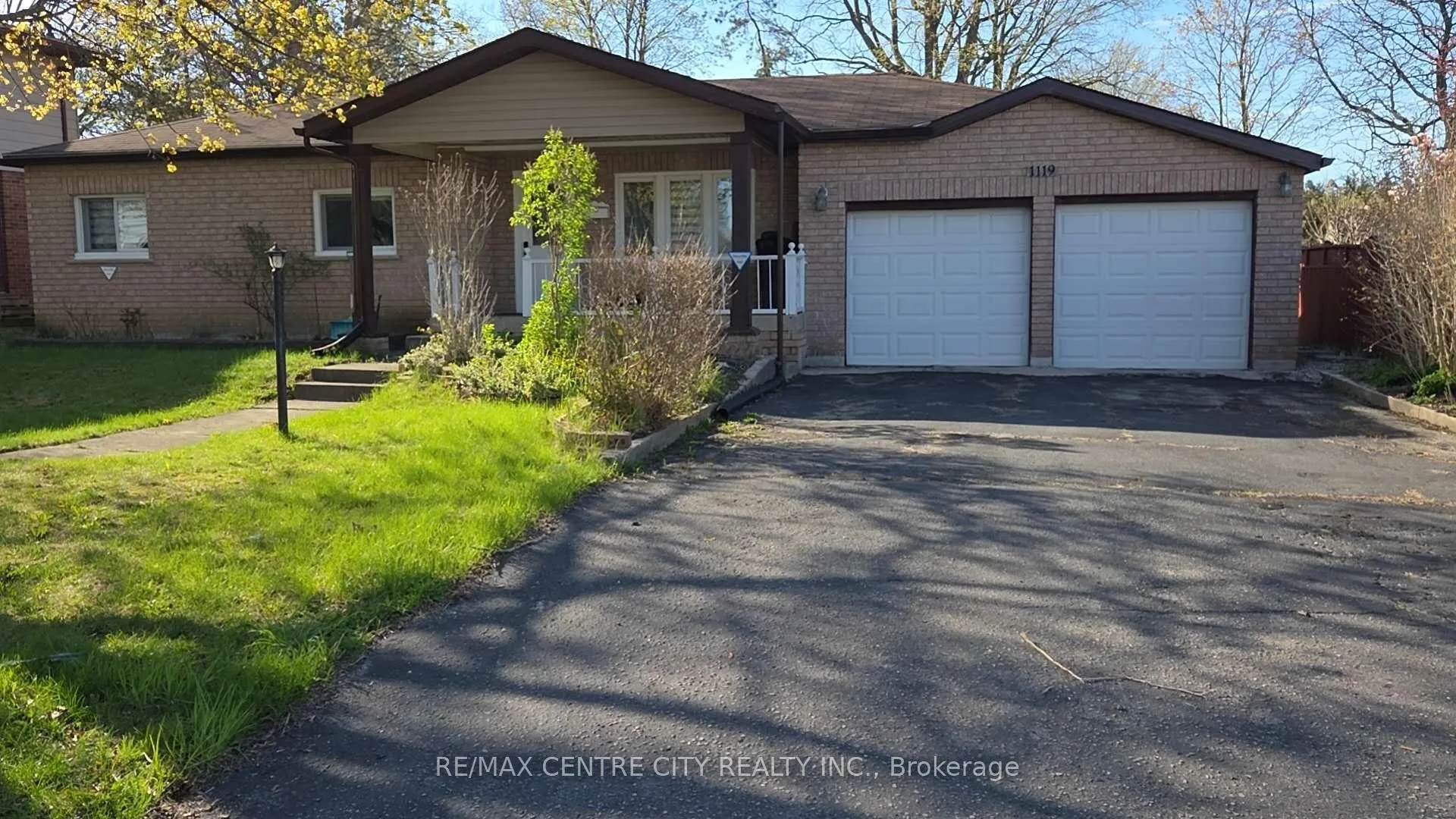 Photo 1 of 1119 Melsandra Avenue, London, East A — HOMEH