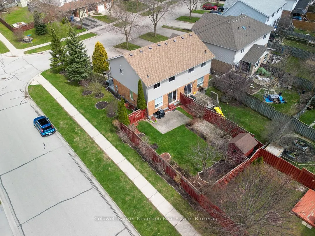 Photo 22 of 254 Silurian Drive, Guelph, Grange Road — HOMEH