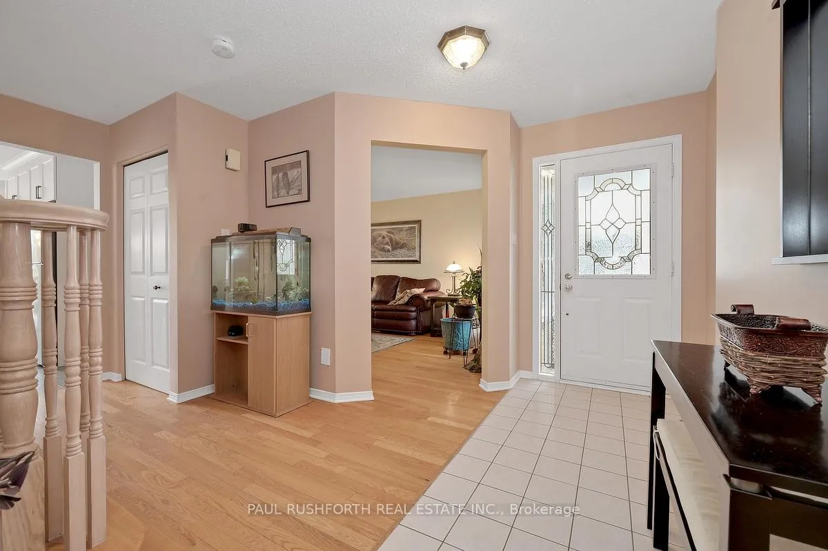 Photo 3 of 6569 Tooney Drive, Ottawa, Orleans/Sunridge — HOMEH