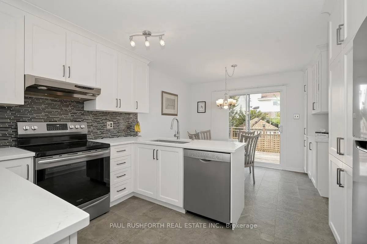 Photo 11 of 6569 Tooney Drive, Ottawa, Orleans/Sunridge — HOMEH