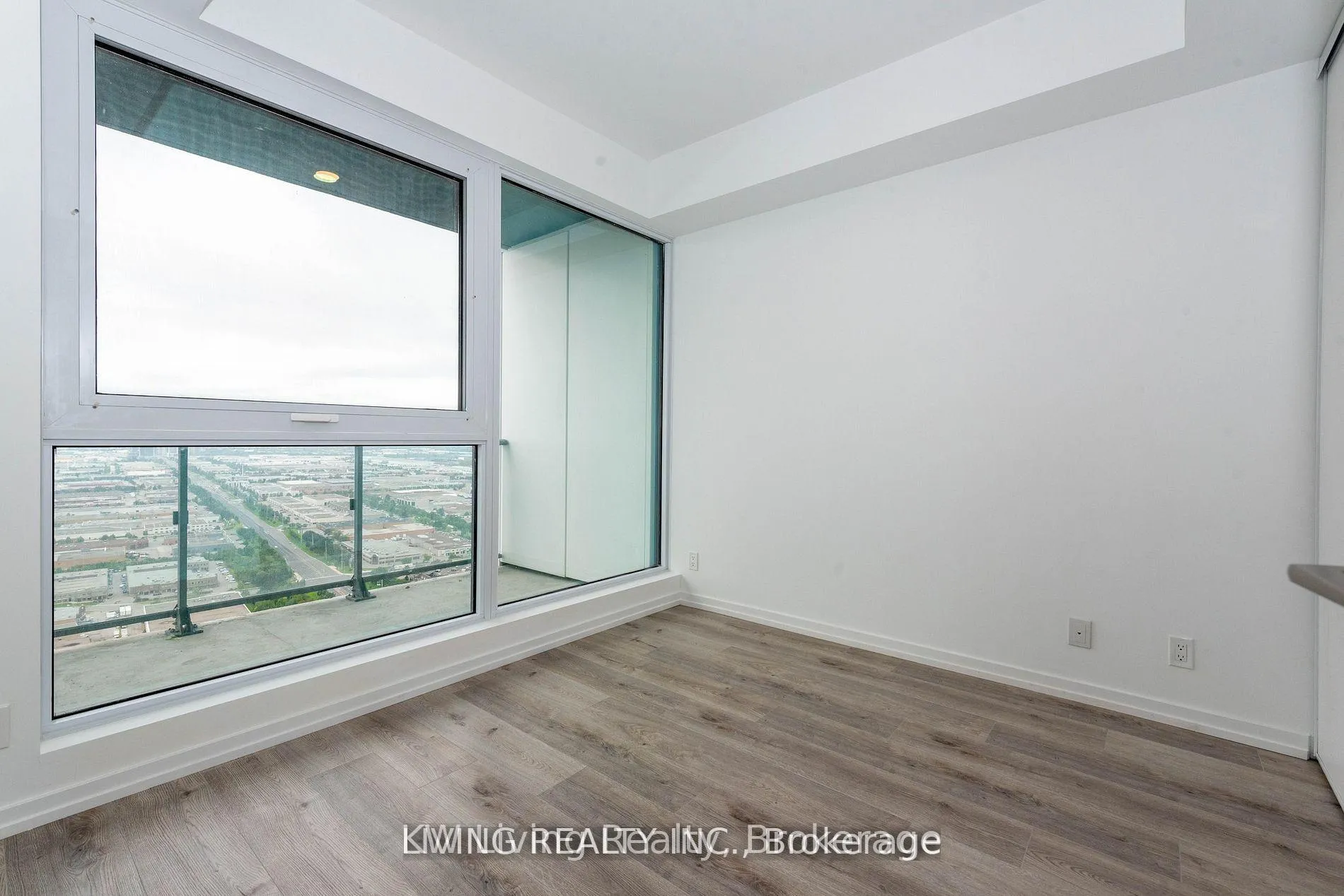 Front of Unit 4612, 1000 Portage Parkway