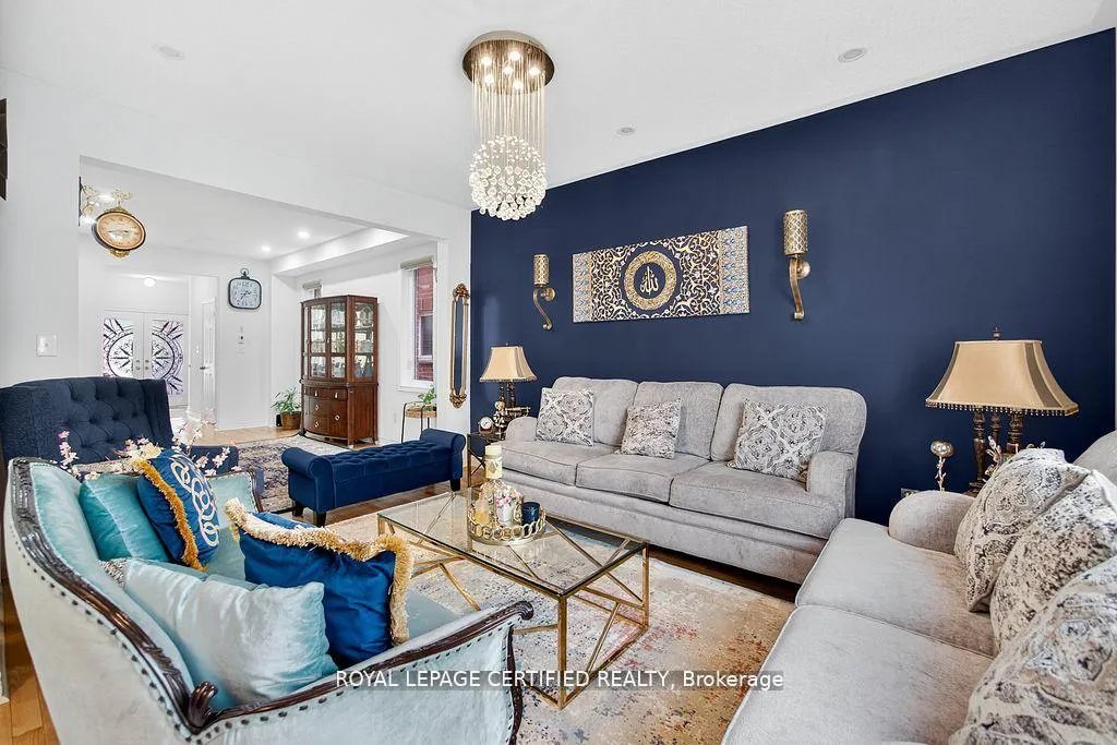 Photo 13 of 497 Downes Jackson Heights, Milton, Harrison — HOMEH
