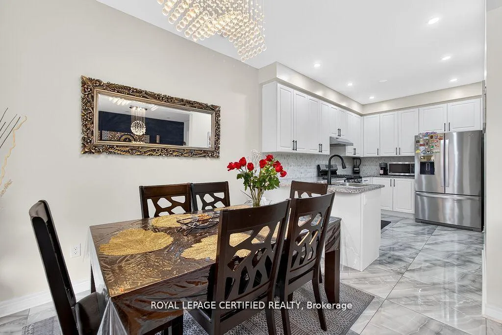 Photo 16 of 497 Downes Jackson Heights, Milton, Harrison — HOMEH