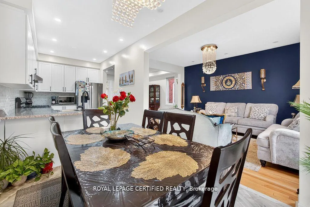 Photo 17 of 497 Downes Jackson Heights, Milton, Harrison — HOMEH