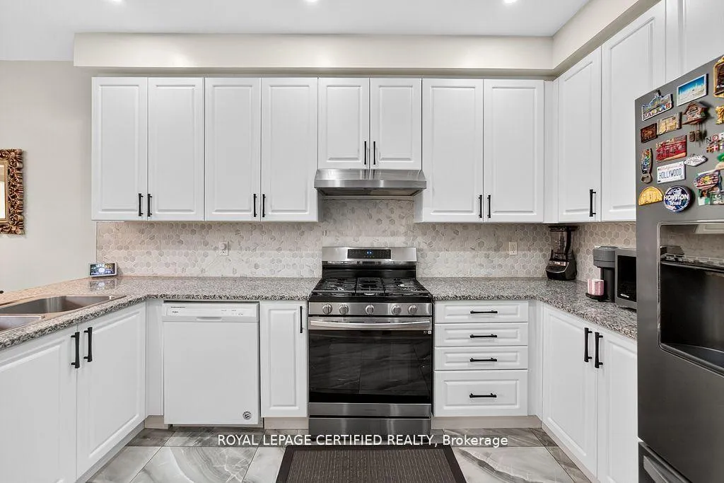 Photo 20 of 497 Downes Jackson Heights, Milton, Harrison — HOMEH