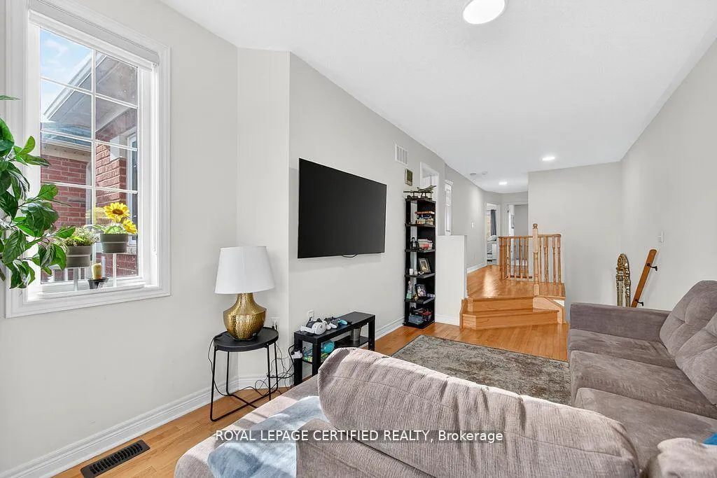 Photo 25 of 497 Downes Jackson Heights, Milton, Harrison — HOMEH