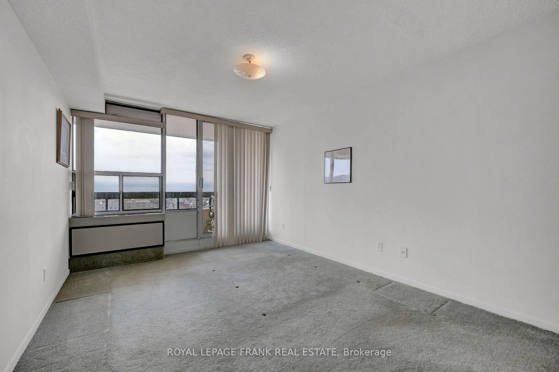 Photo 13 of Unit 1103, 55 William Street E, Oshawa, O'Neill — HOMEH