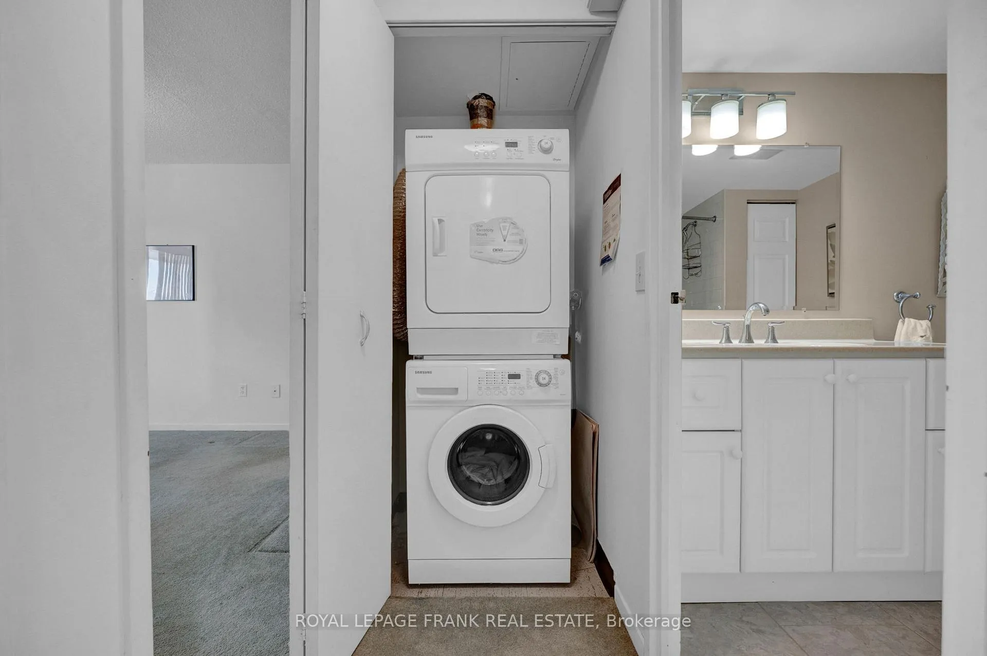 Photo 15 of Unit 1103, 55 William Street E, Oshawa, O'Neill — HOMEH
