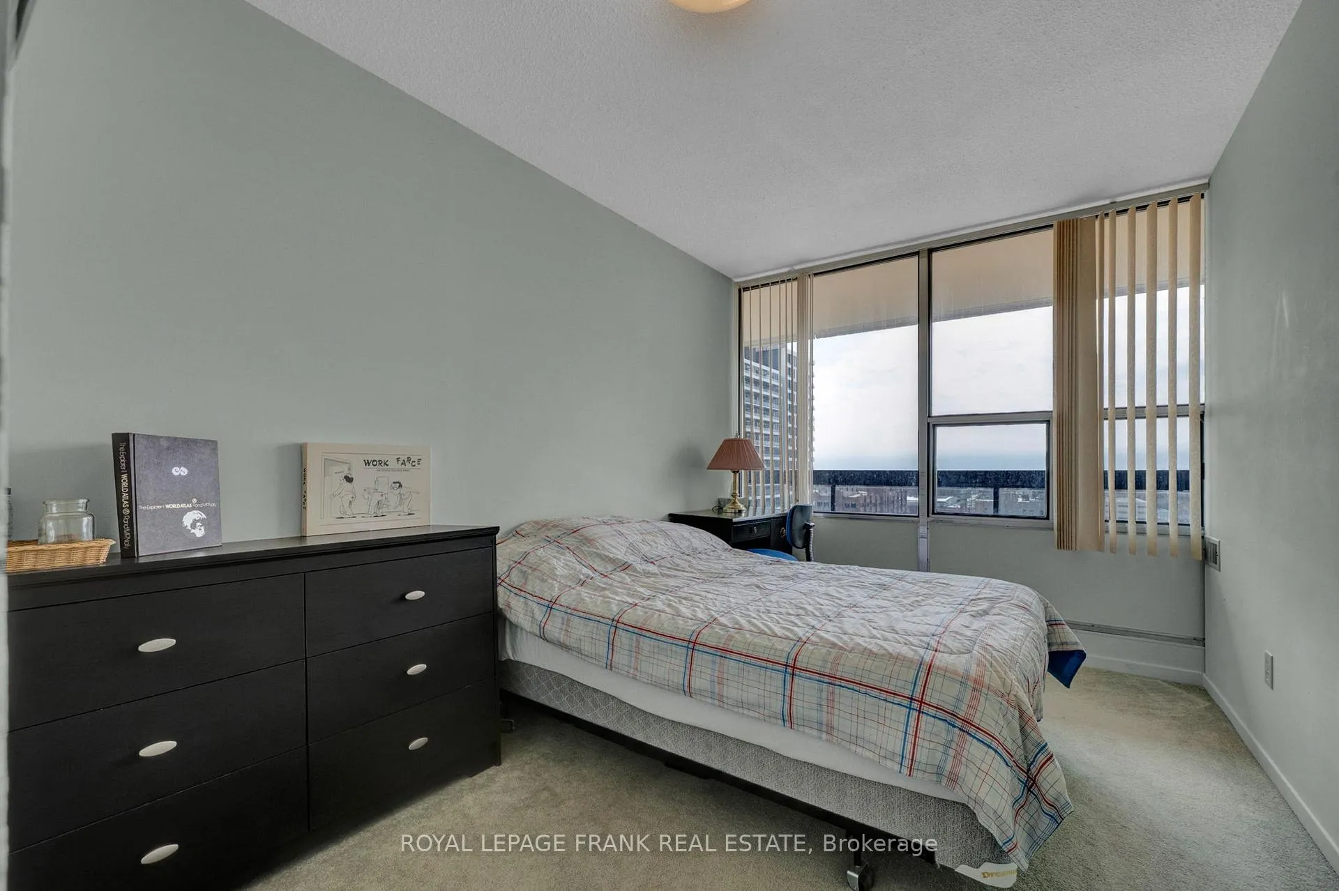 Photo 16 of Unit 1103, 55 William Street E, Oshawa, O'Neill — HOMEH