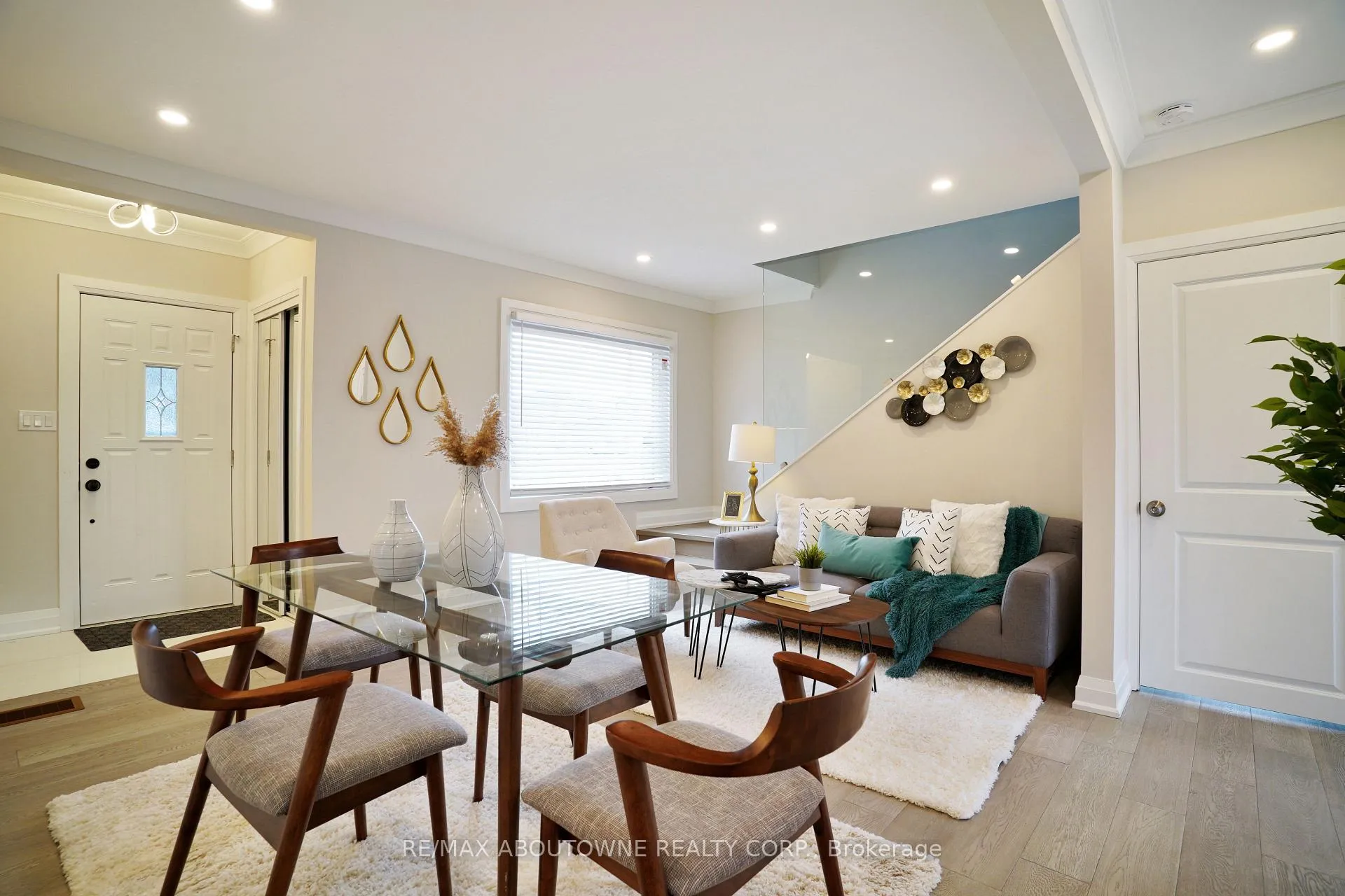 Photo 27 of 96 Mohawk Road E, Hamilton, Greeningdon — HOMEH