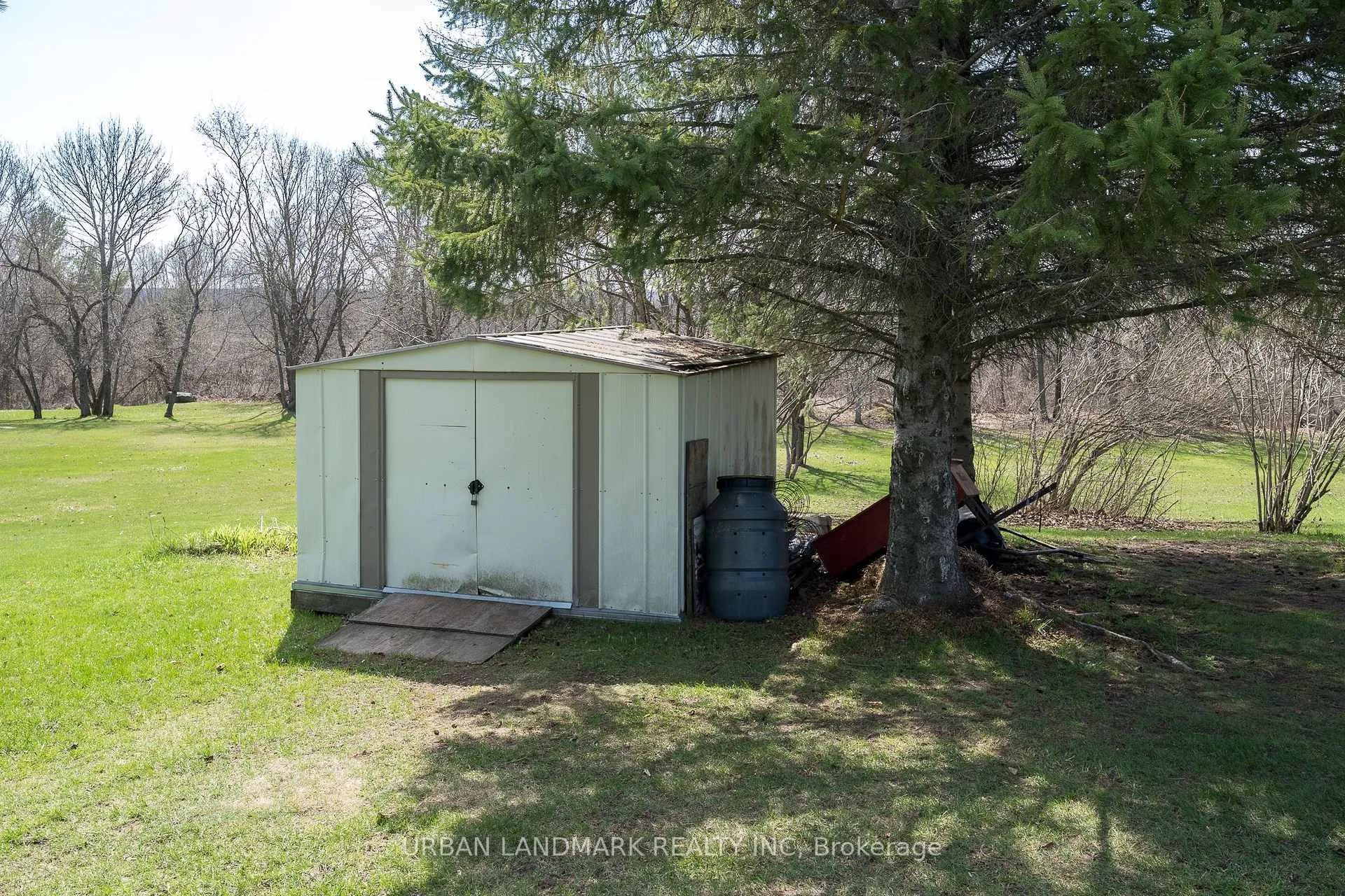 Photo 39 of 63 Pitts Landing Road, Madoc — HOMEH