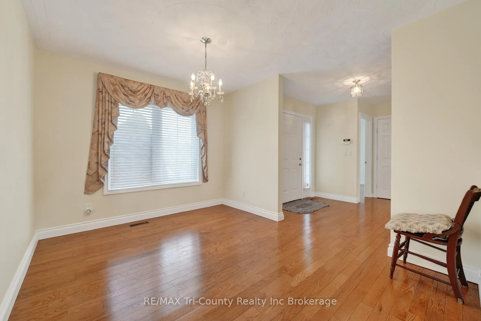 Photo 20 of 14 Yeager Avenue, Norfolk, Simcoe — HOMEH