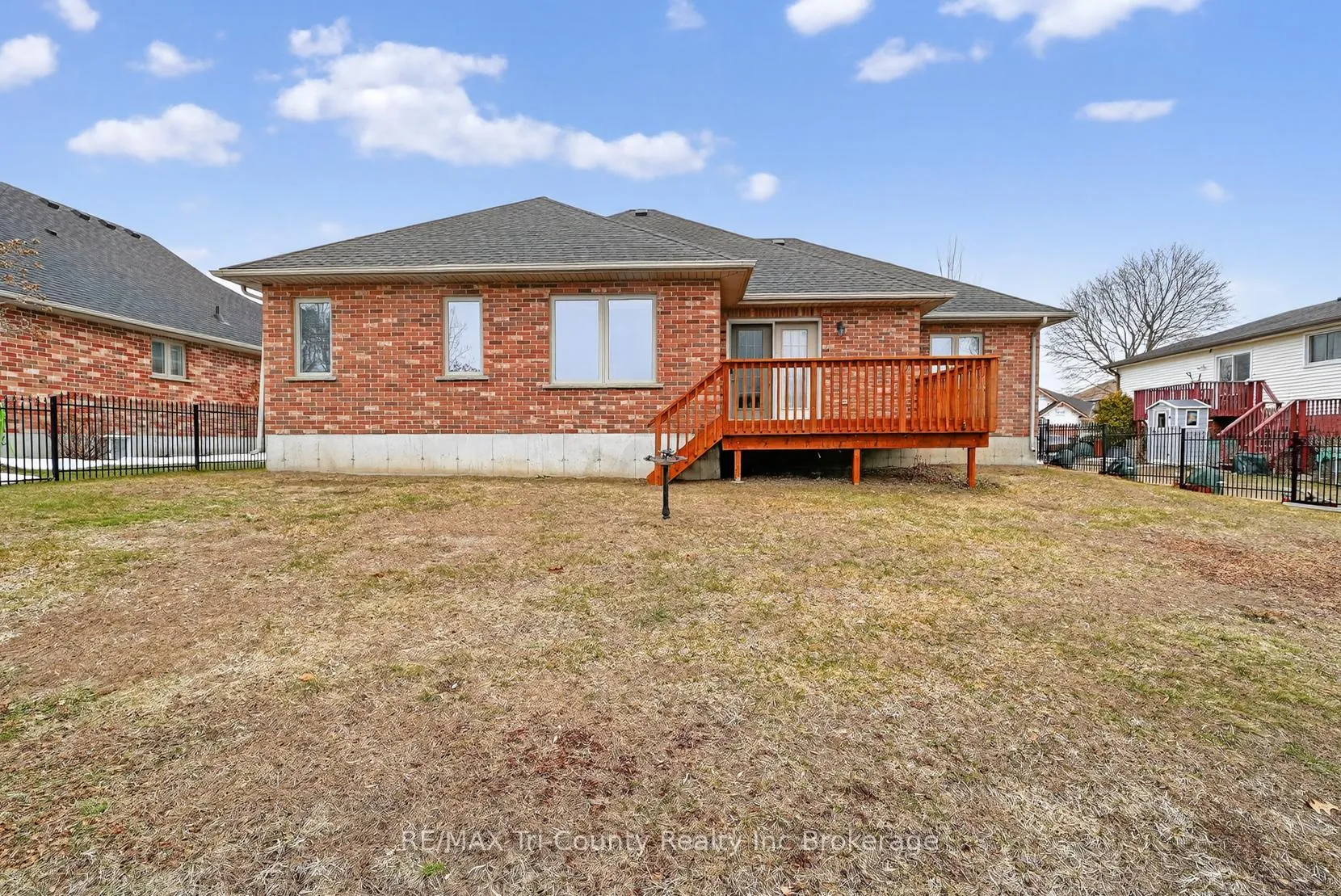 Photo 29 of 14 Yeager Avenue, Norfolk, Simcoe — HOMEH
