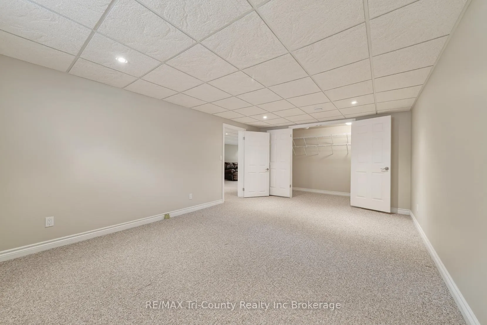 Photo 33 of 14 Yeager Avenue, Norfolk, Simcoe — HOMEH