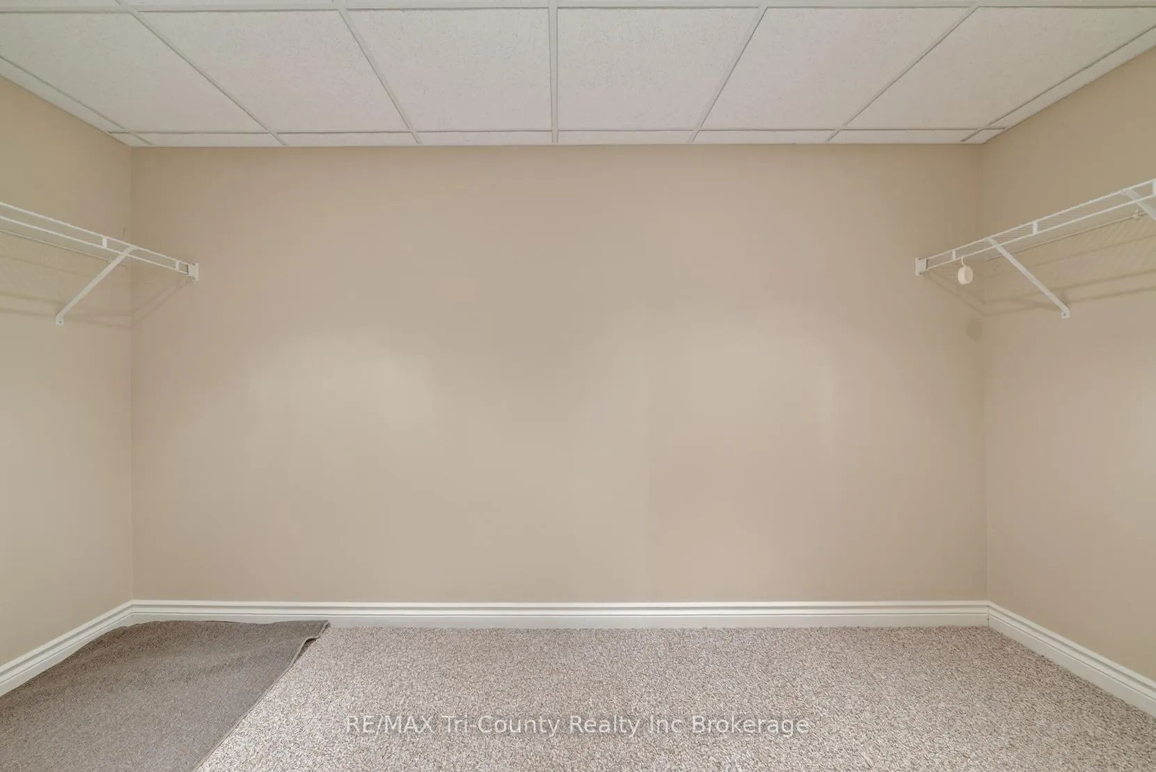 Photo 34 of 14 Yeager Avenue, Norfolk, Simcoe — HOMEH