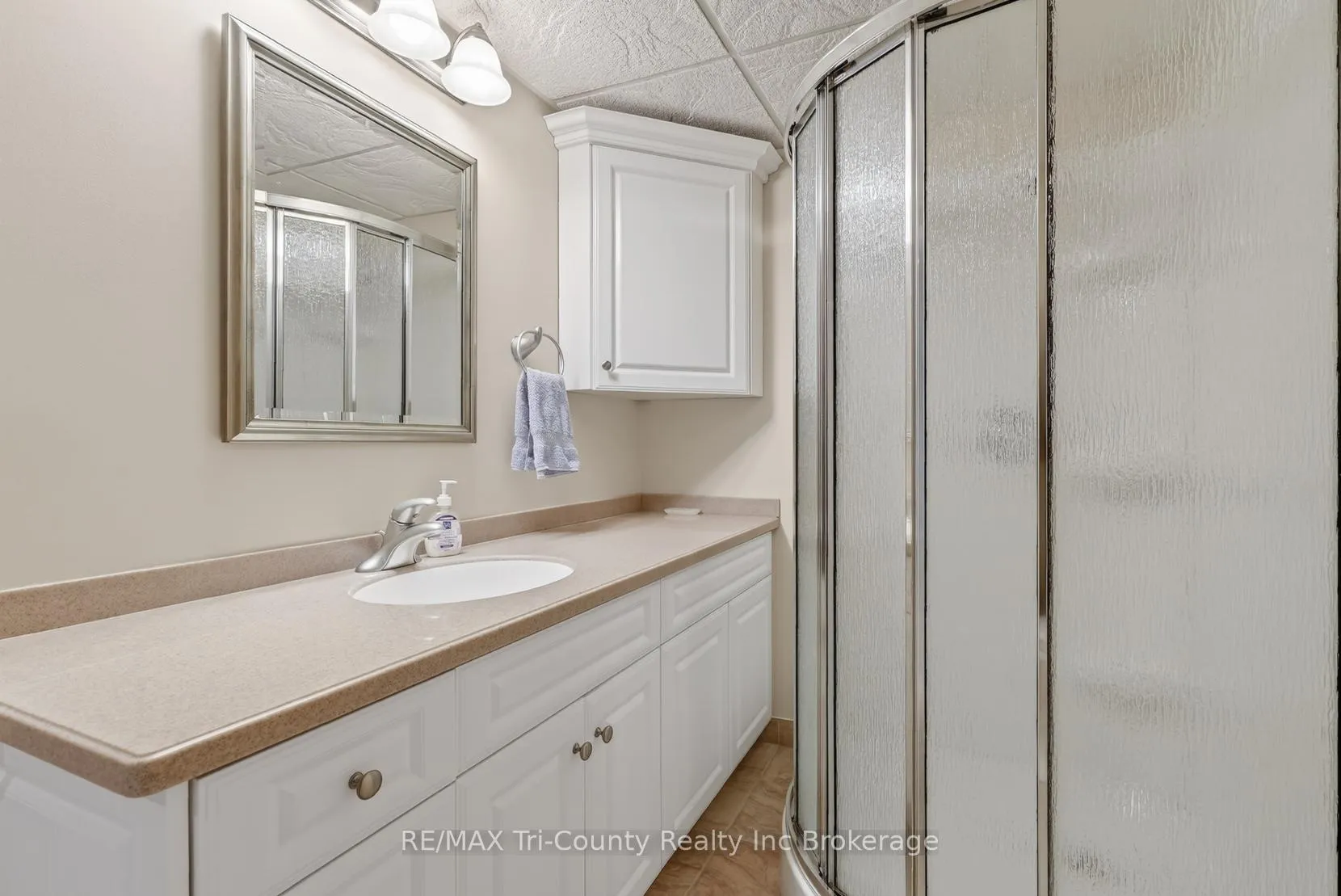 Photo 36 of 14 Yeager Avenue, Norfolk, Simcoe — HOMEH