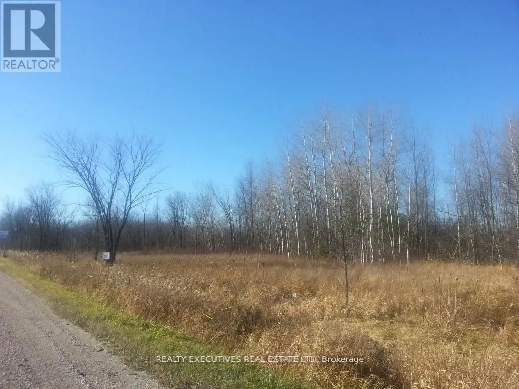 Photo 7 of 852 Cameron Side Road, Tay Valley, Bathurst/Burgess & Sherbrooke (Bathurst) Twp — HOMEH