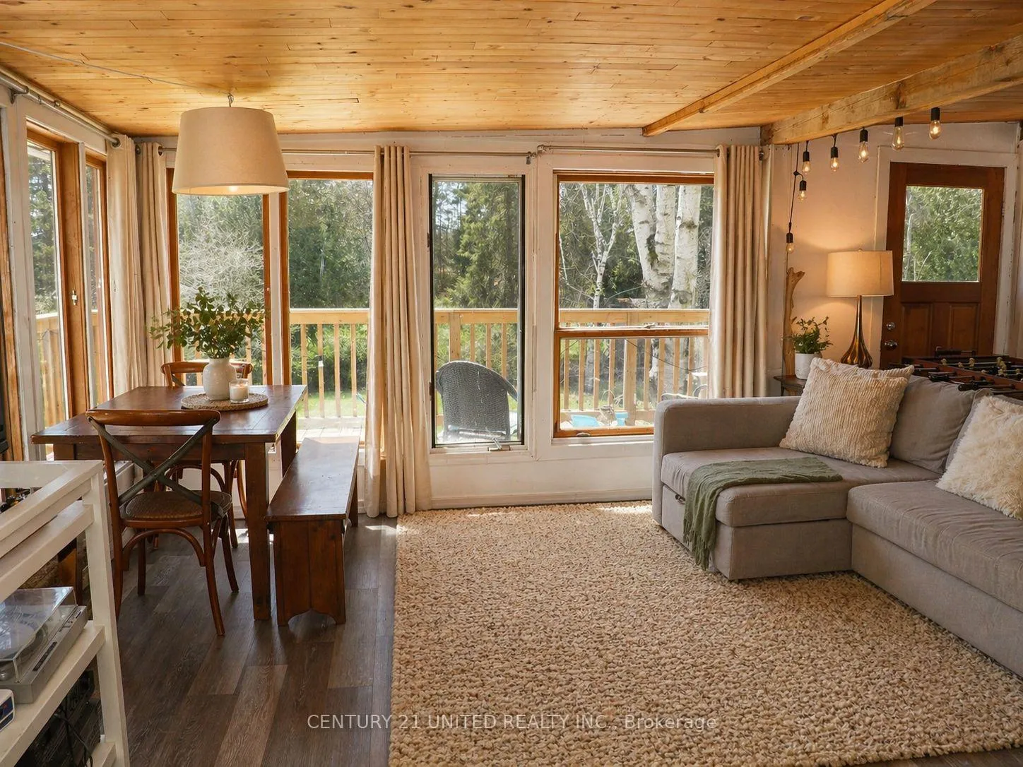 Photo 9 of 106 Lakeview Crescent, North Kawartha — HOMEH
