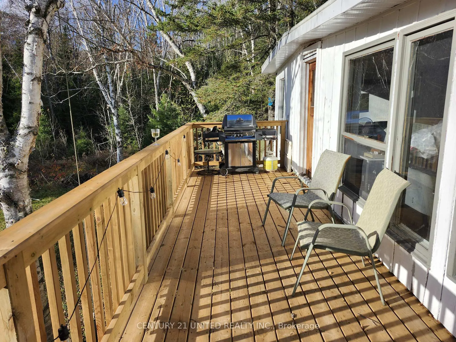 Photo 10 of 106 Lakeview Crescent, North Kawartha — HOMEH