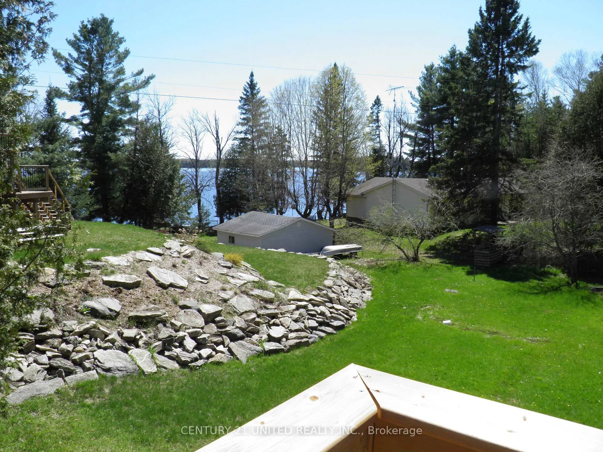 Photo 12 of 106 Lakeview Crescent, North Kawartha — HOMEH