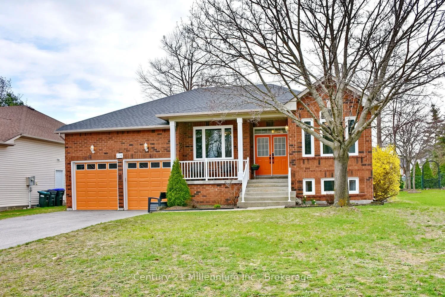 Photo 1 of 114 Silver Birch Avenue, Wasaga Beach — HOMEH