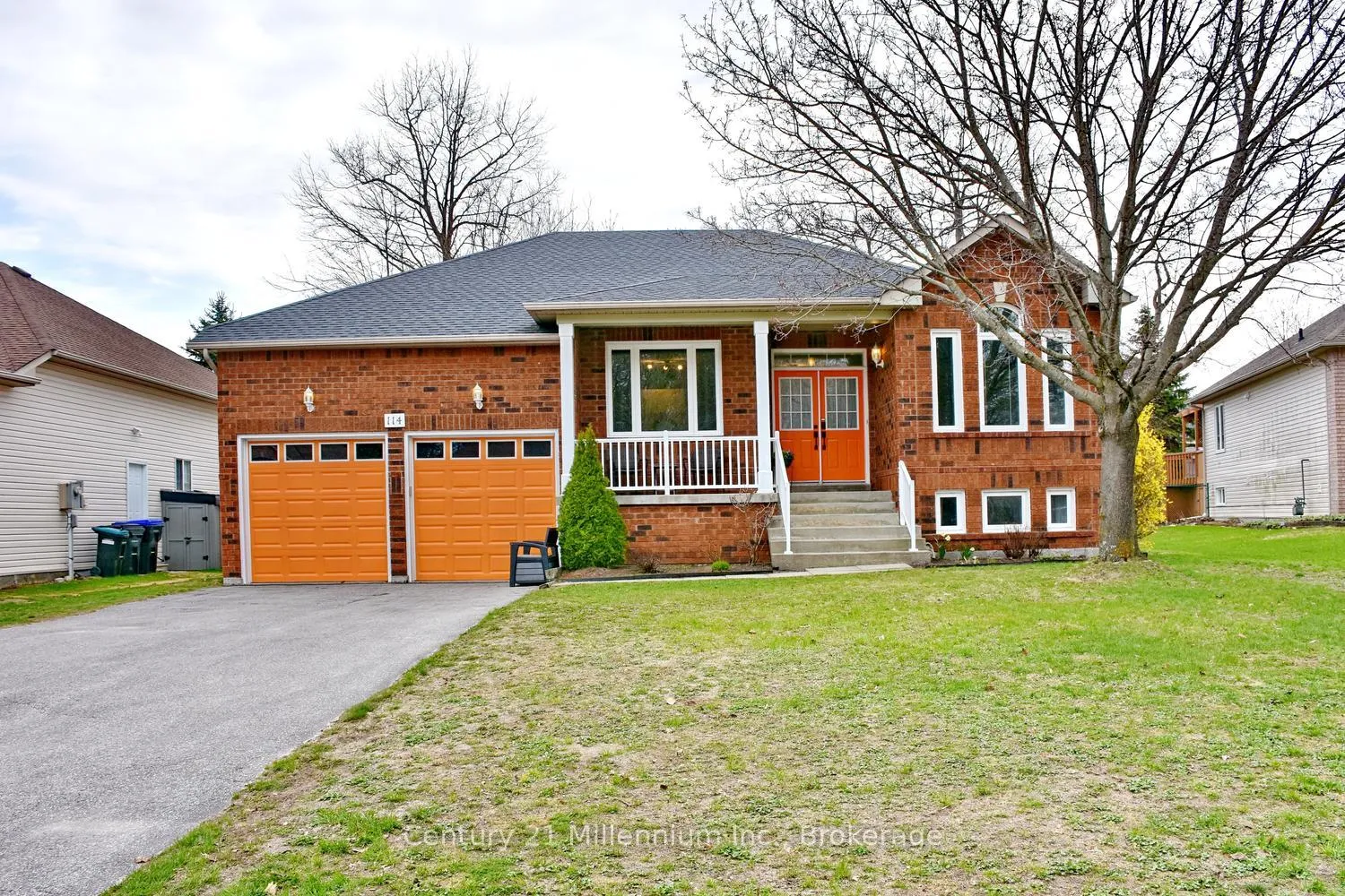 Photo 2 of 114 Silver Birch Avenue, Wasaga Beach — HOMEH