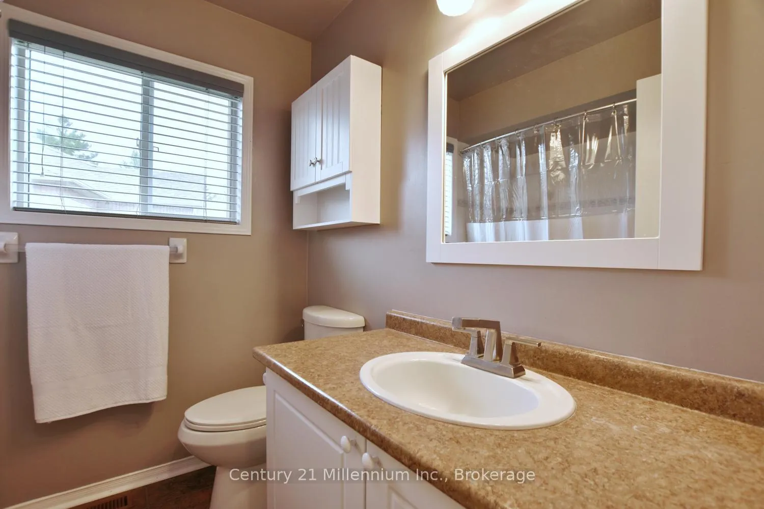 Photo 28 of 114 Silver Birch Avenue, Wasaga Beach — HOMEH