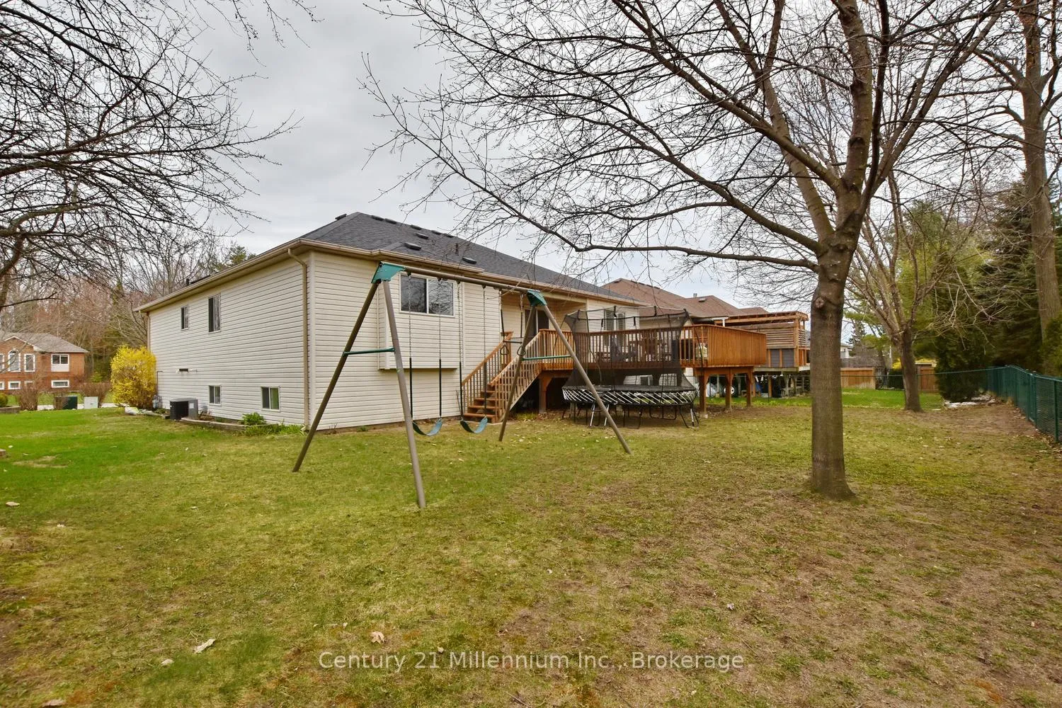 Photo 48 of 114 Silver Birch Avenue, Wasaga Beach — HOMEH