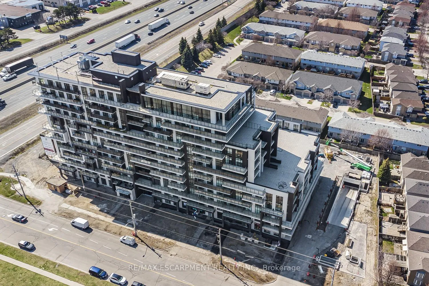 Photo 2 of Unit 1109, 461 Green Road, Hamilton, Lakeshore — HOMEH