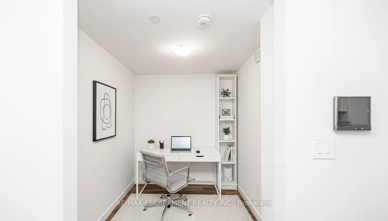 Photo 11 of Unit 1109, 461 Green Road, Hamilton, Lakeshore — HOMEH