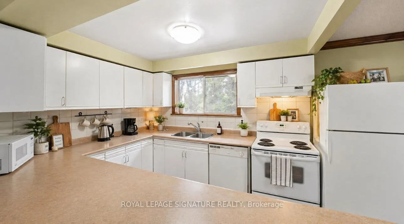 Photo 3 of Unit B, 23 Connie Drive, Tiny, Rural Tiny — HOMEH