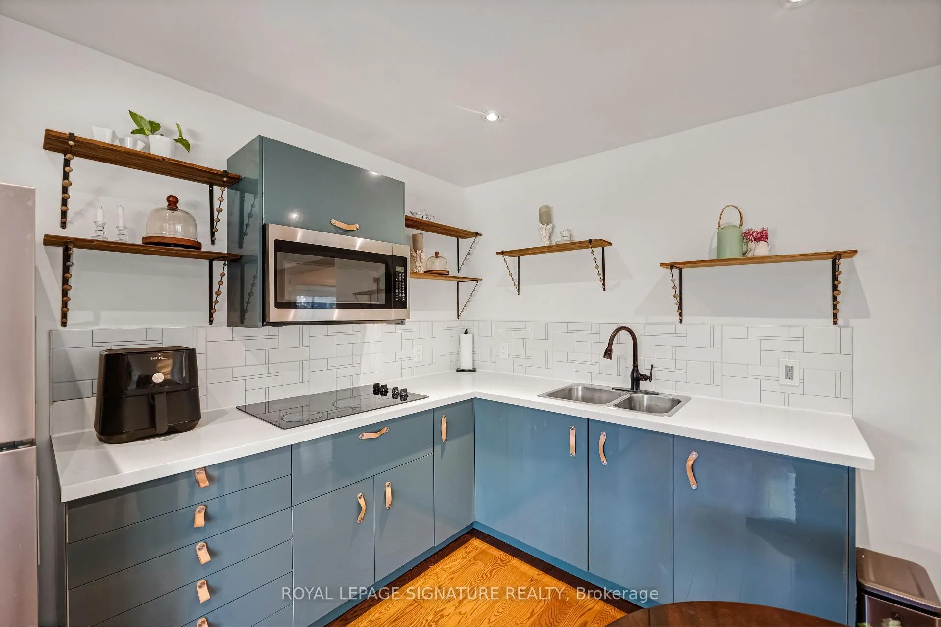 Photo 24 of 55 Tollerton Avenue, North York, Bayview Woods-Steeles — HOMEH