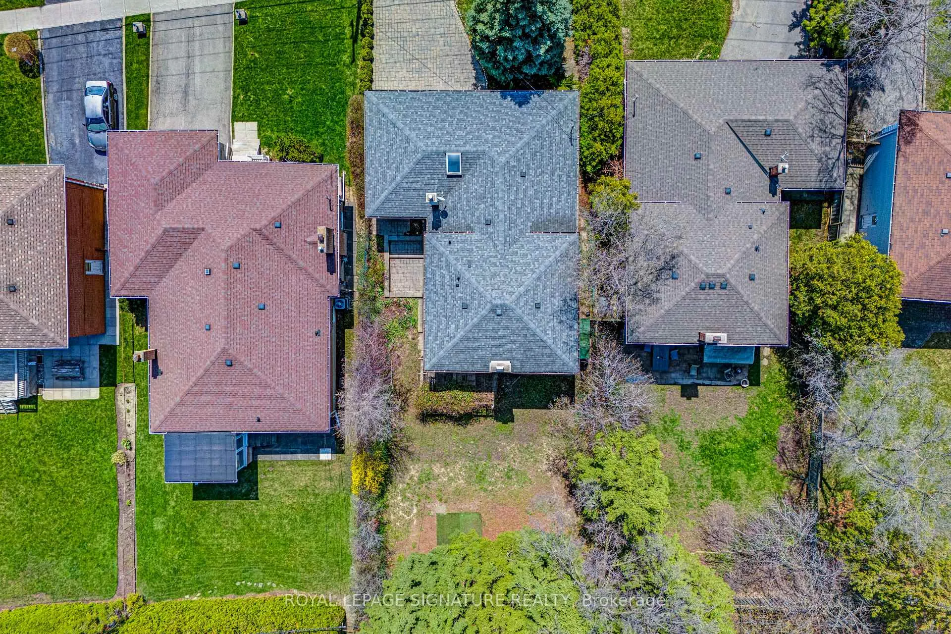 Photo 39 of 55 Tollerton Avenue, North York, Bayview Woods-Steeles — HOMEH