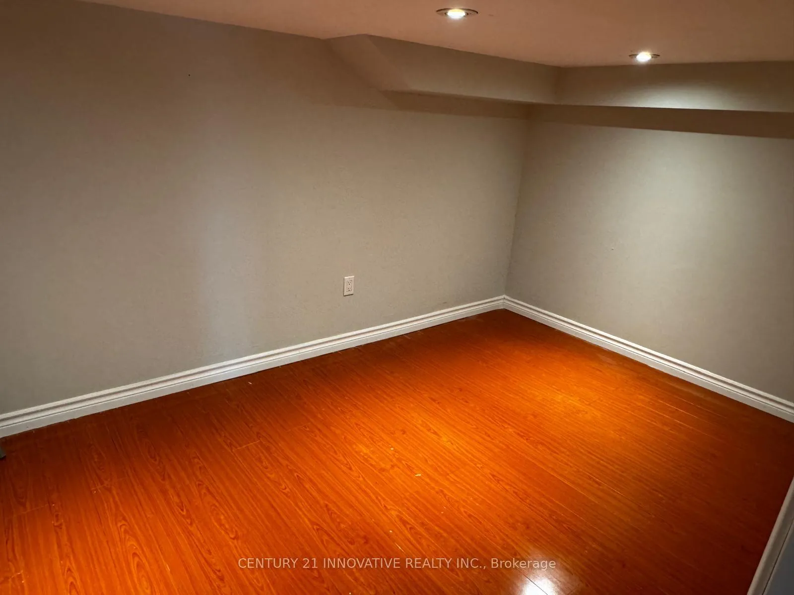Photo 6 of 119 Smoothwater Terrace, Markham, Box Grove — HOMEH