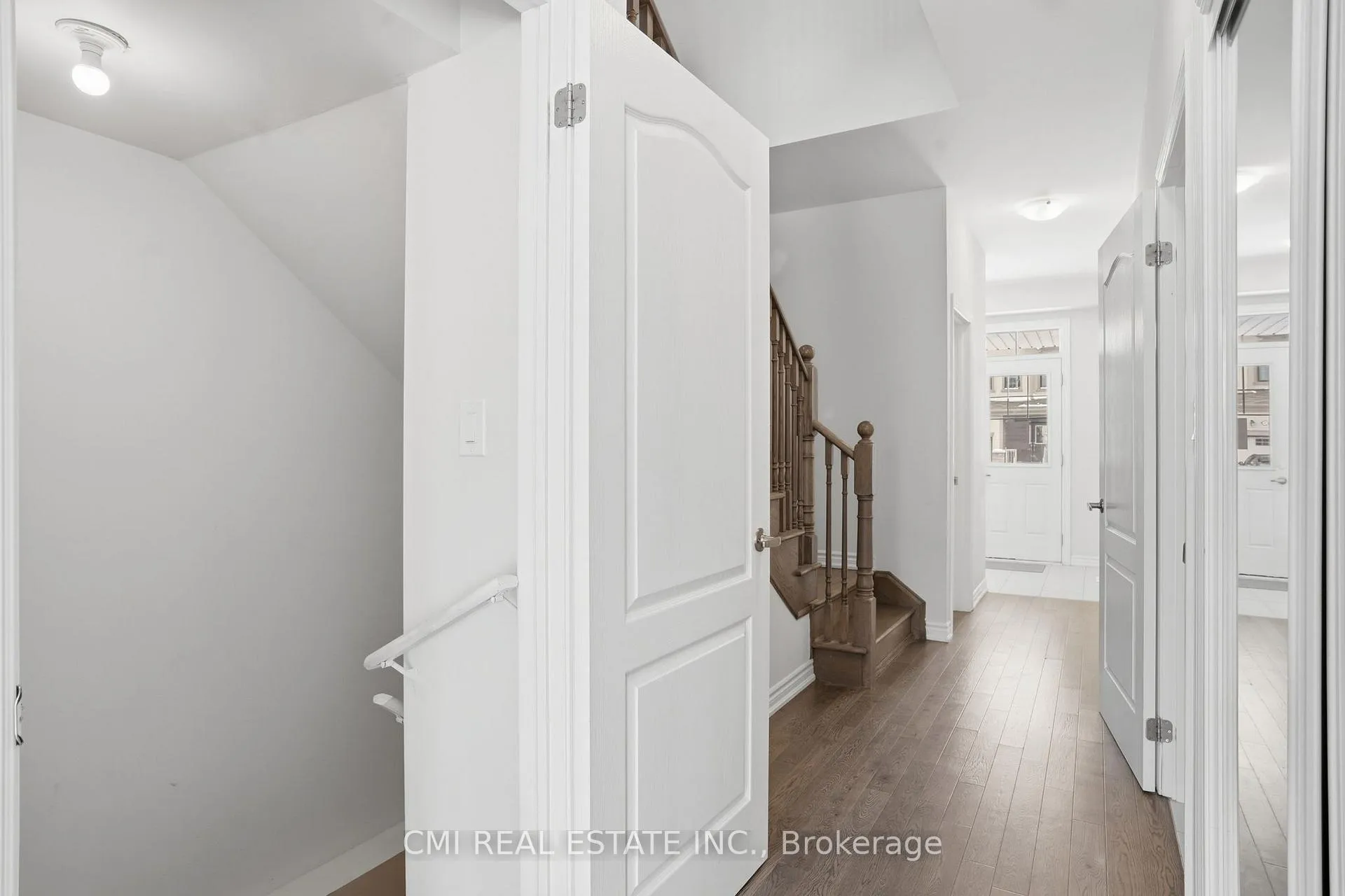 Photo 9 of 49 Sugar May Avenue, Thorold, Rolling Meadows — HOMEH