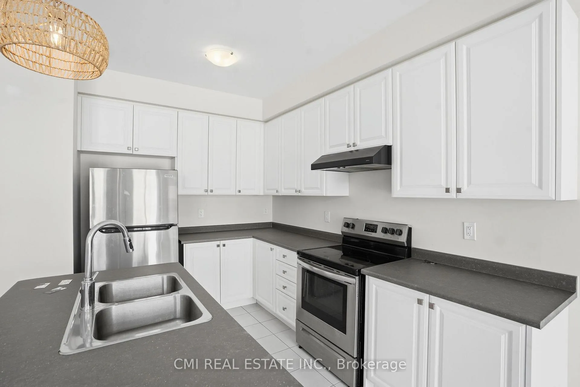 Photo 12 of 49 Sugar May Avenue, Thorold, Rolling Meadows — HOMEH