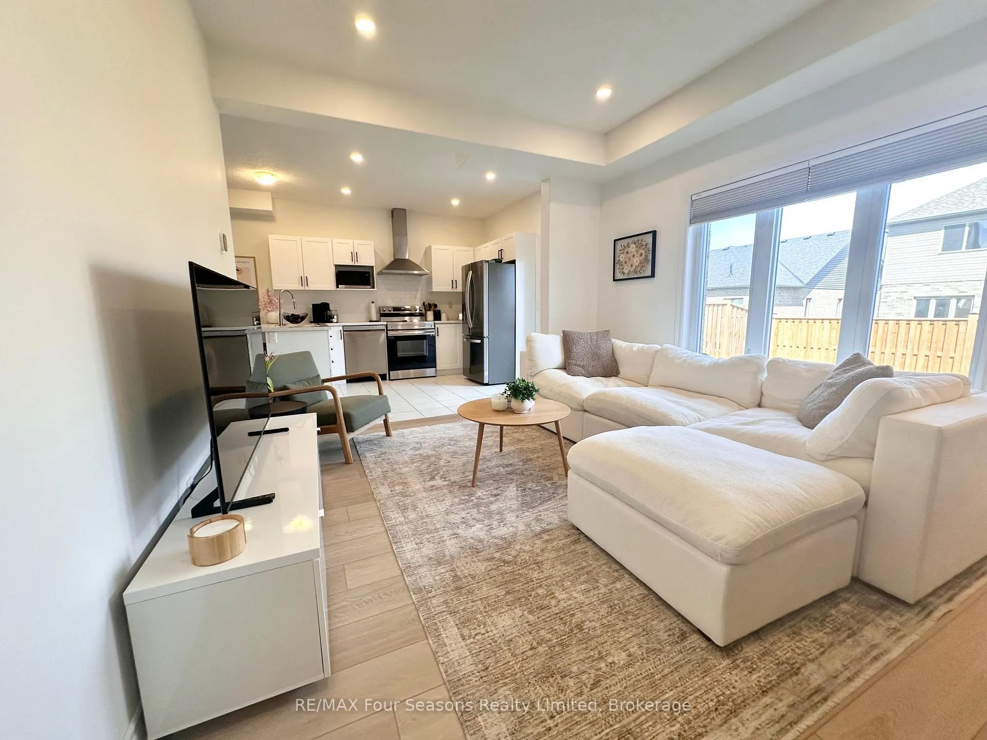 Photo 10 of 26 Shipley Avenue, Collingwood — HOMEH