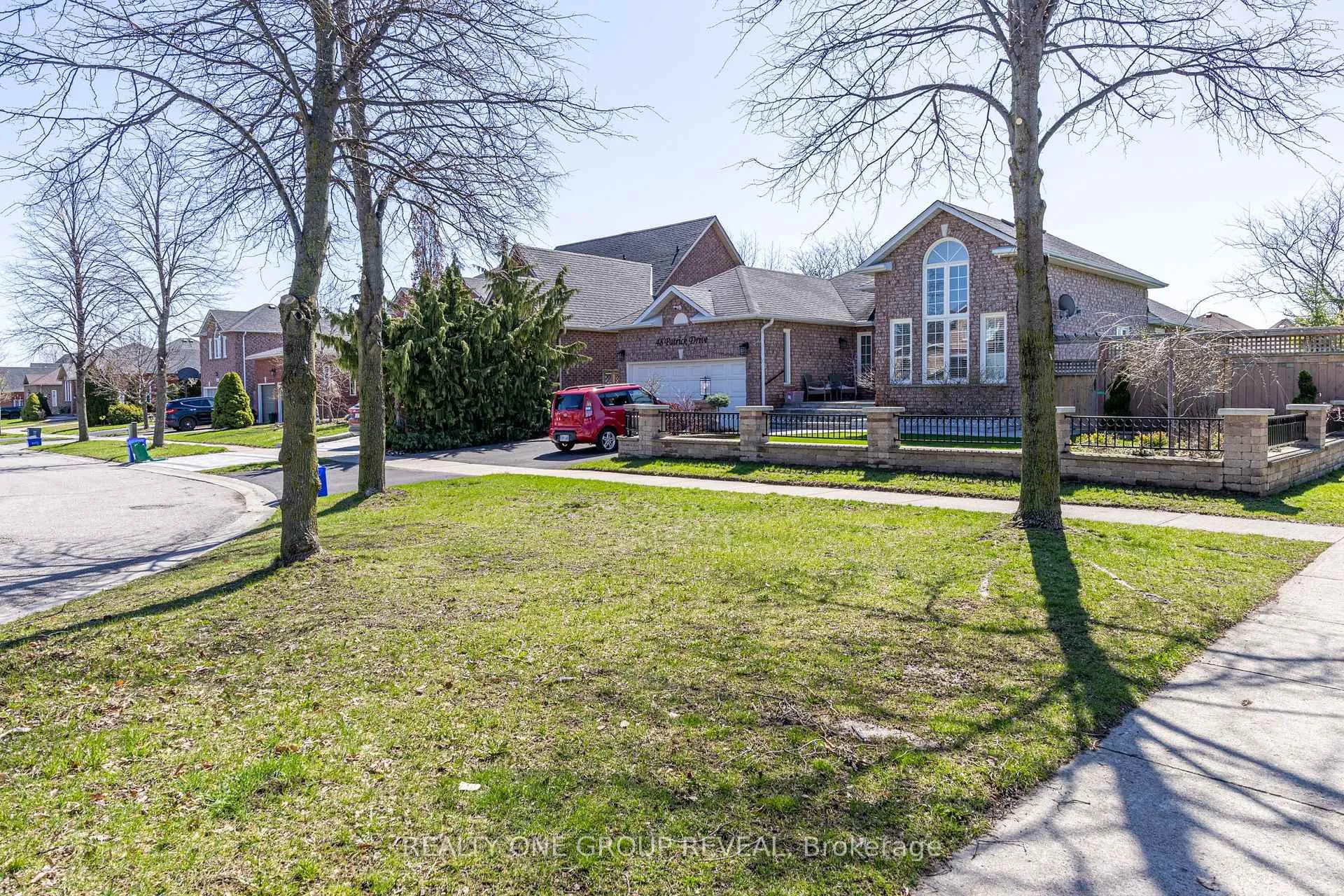 Photo 1 of 48 Patrick Drive, Whitby, Pringle Creek — HOMEH