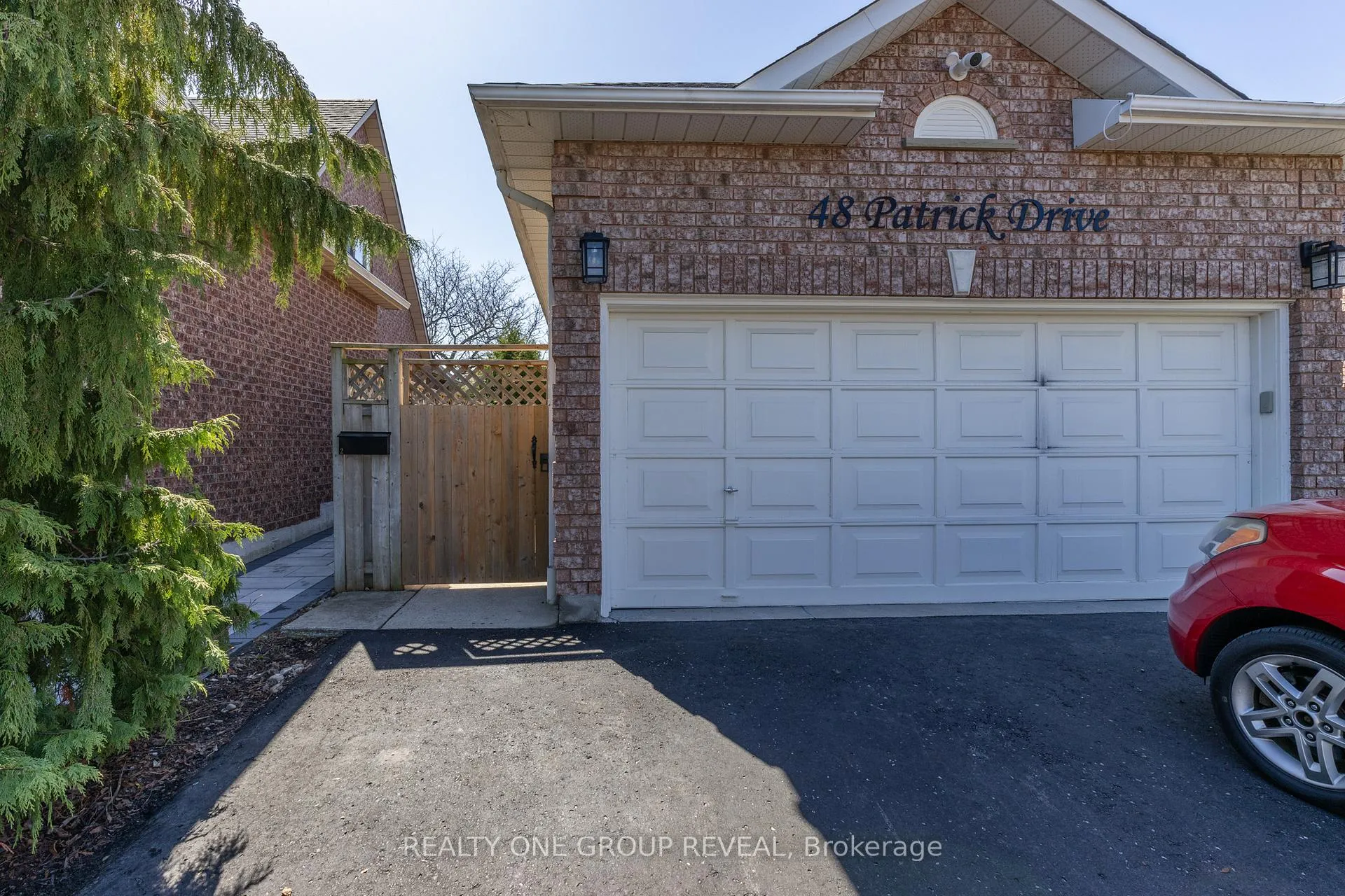 Photo 3 of 48 Patrick Drive, Whitby, Pringle Creek — HOMEH