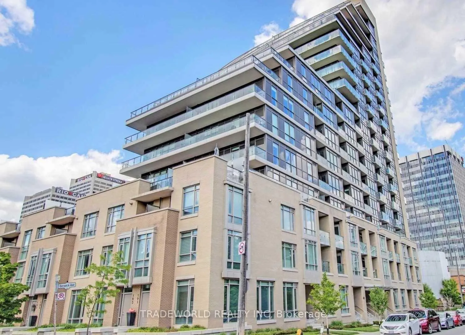 Photo 1 of Unit 915, 60 Berwick Avenue, Toronto, Yonge-Eglinton — HOMEH