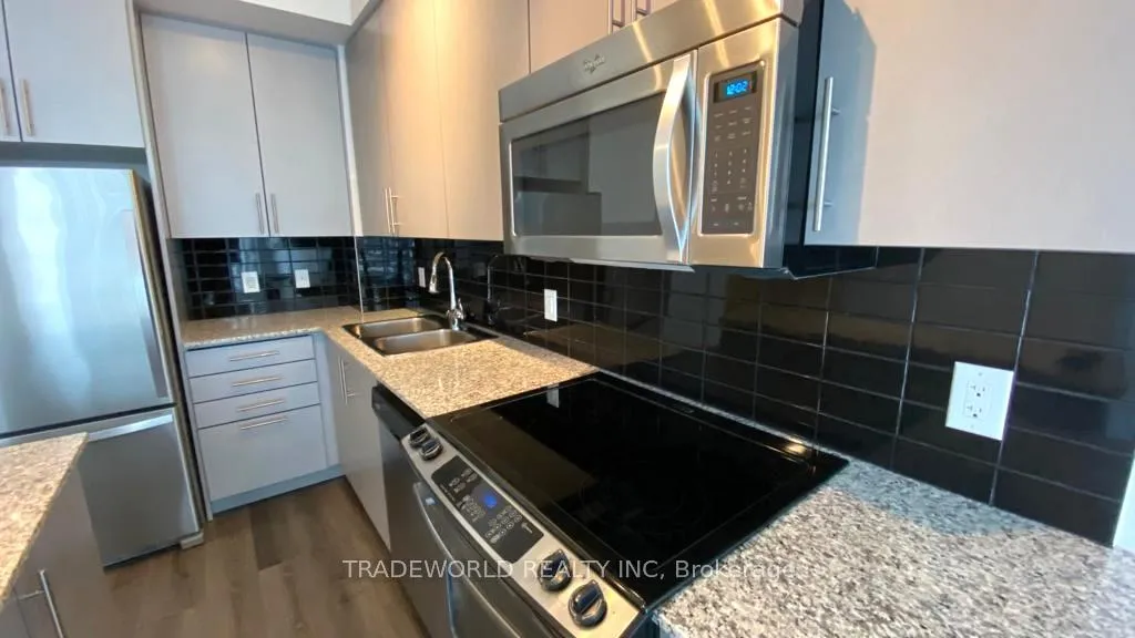 Photo 7 of Unit 915, 60 Berwick Avenue, Toronto, Yonge-Eglinton — HOMEH