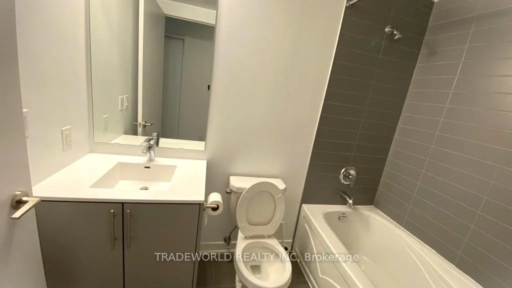 Photo 12 of Unit 915, 60 Berwick Avenue, Toronto, Yonge-Eglinton — HOMEH