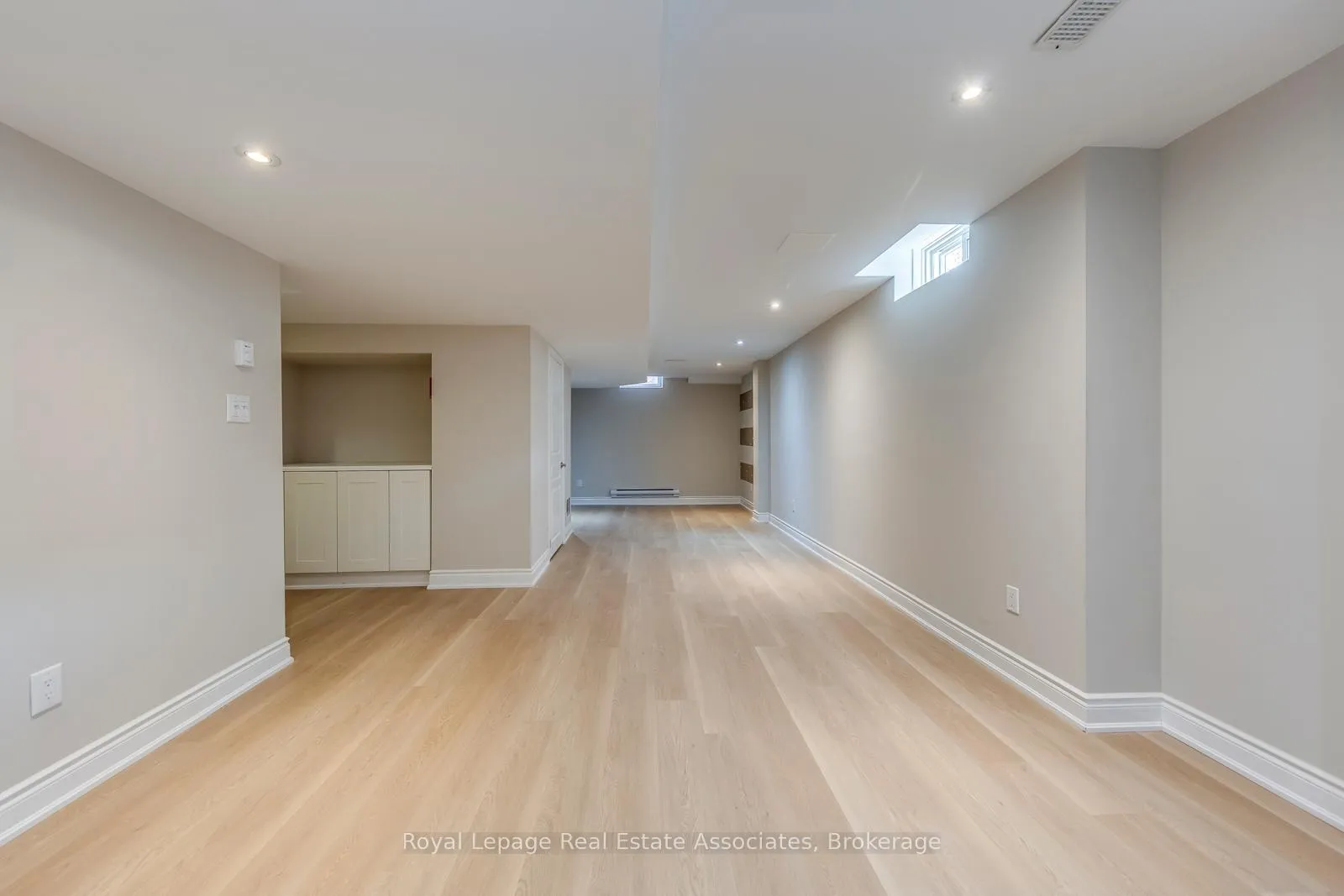 Photo 31 of 3349 Springflower Way, Oakville, Bronte — HOMEH