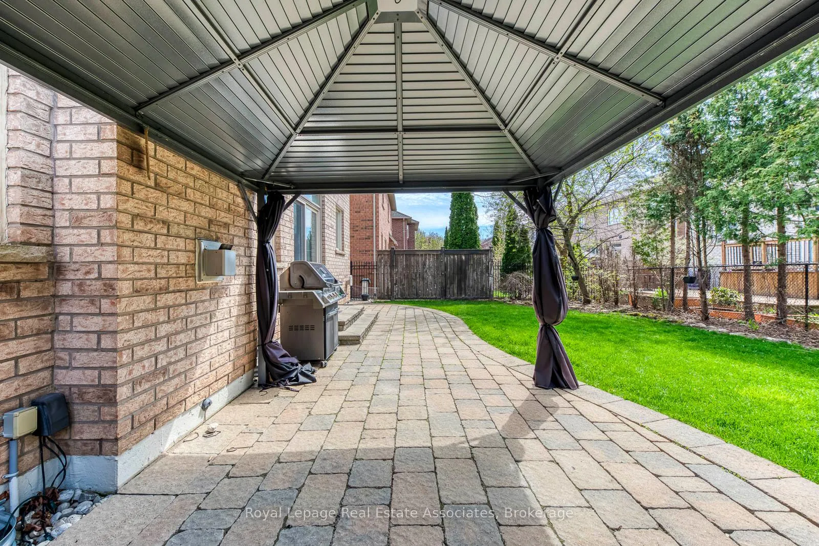 Photo 39 of 3349 Springflower Way, Oakville, Bronte — HOMEH