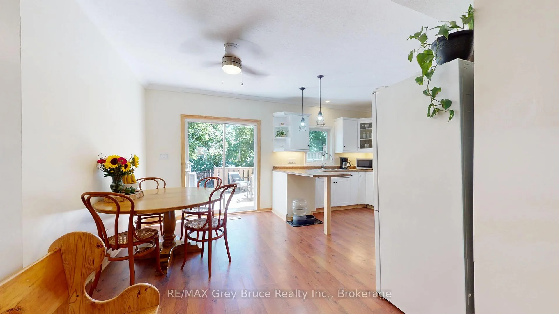 Photo 7 of 937 4th Avenue E, Owen Sound — HOMEH