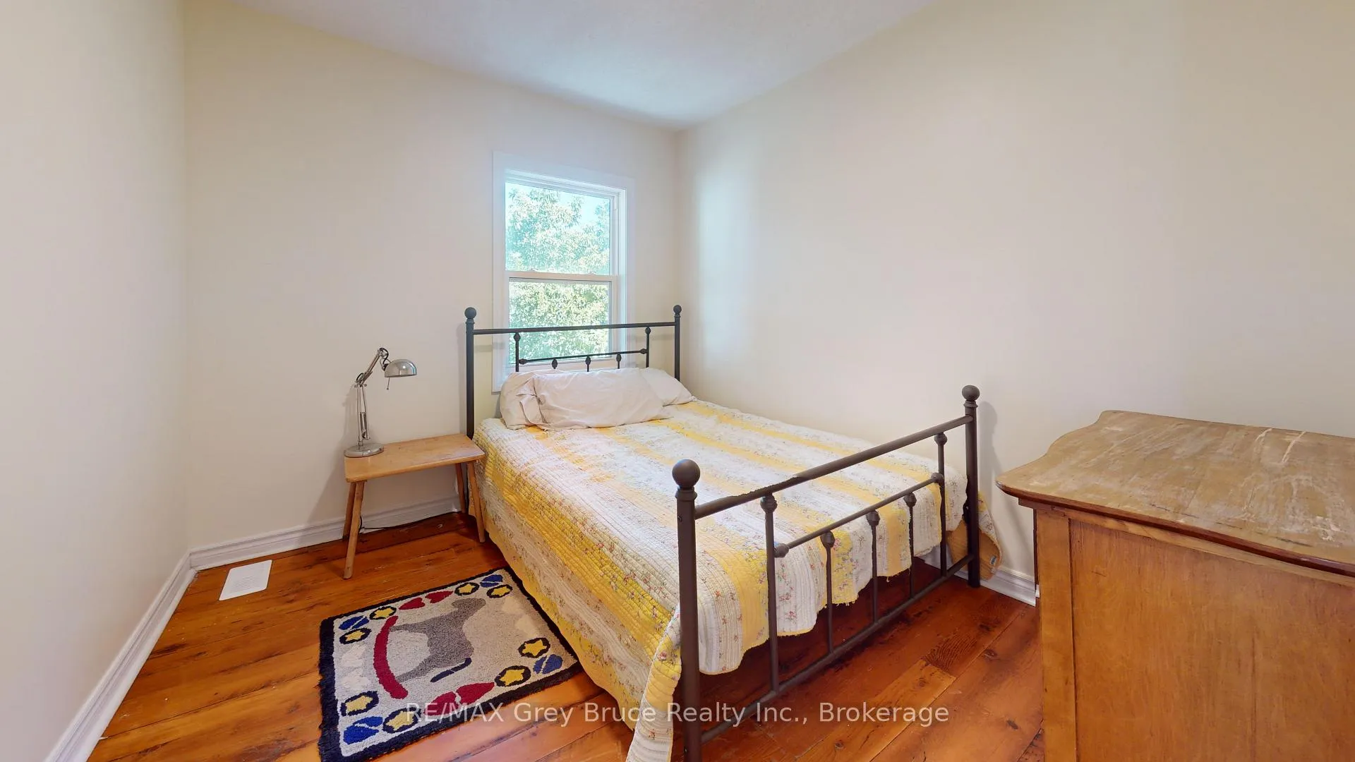 Photo 16 of 937 4th Avenue E, Owen Sound — HOMEH
