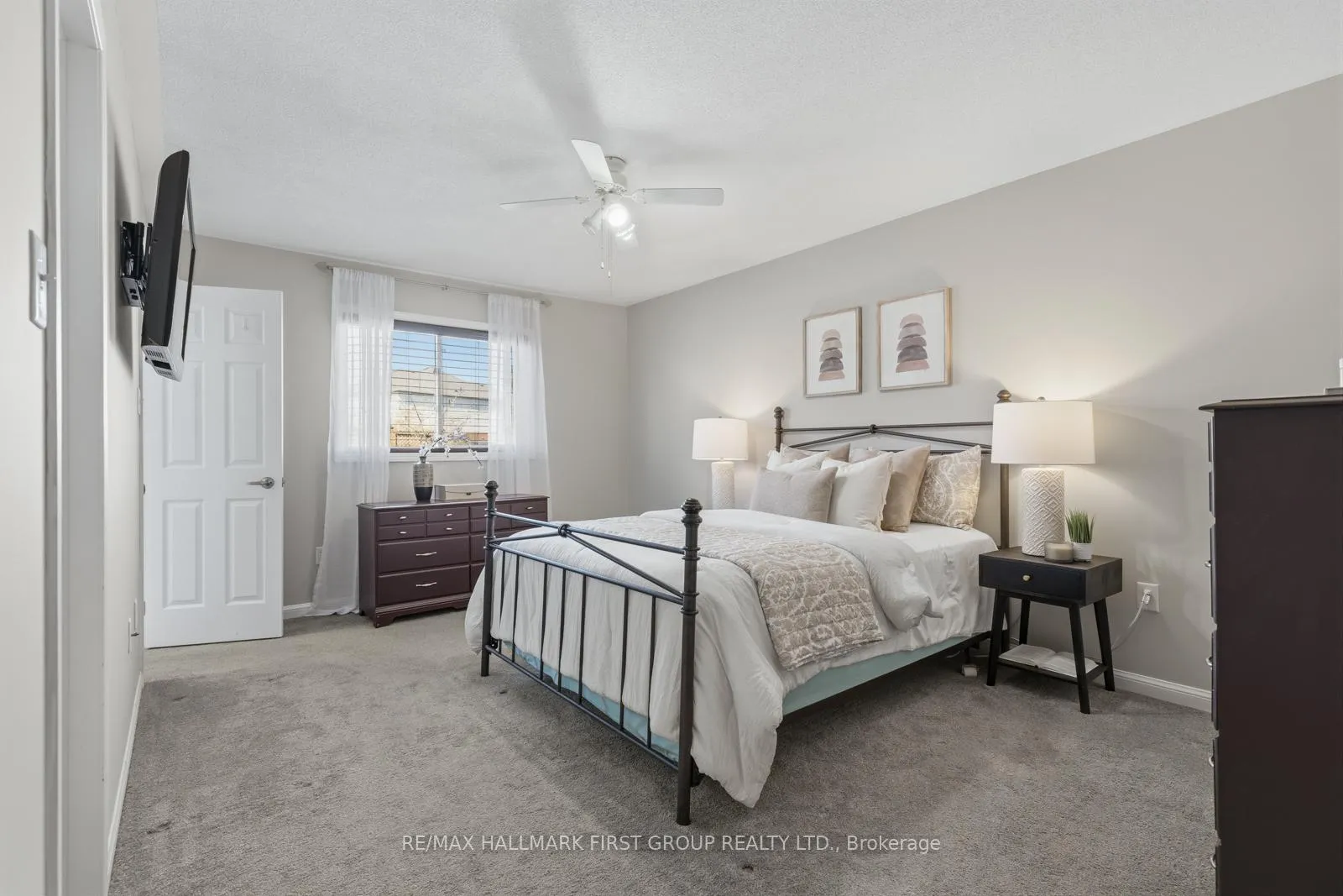 Photo 11 of 124 Brooking Street, Clarington, Bowmanville — HOMEH