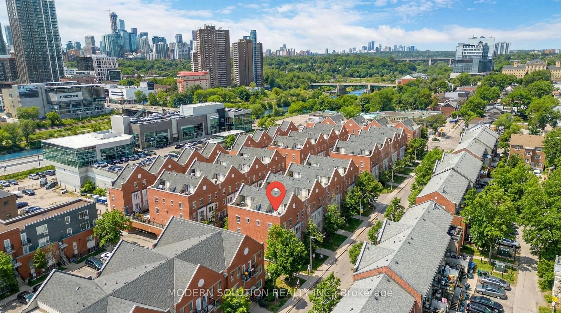 Photo 5 of Unit 3, 70 Munro Street, Toronto, South Riverdale — HOMEH
